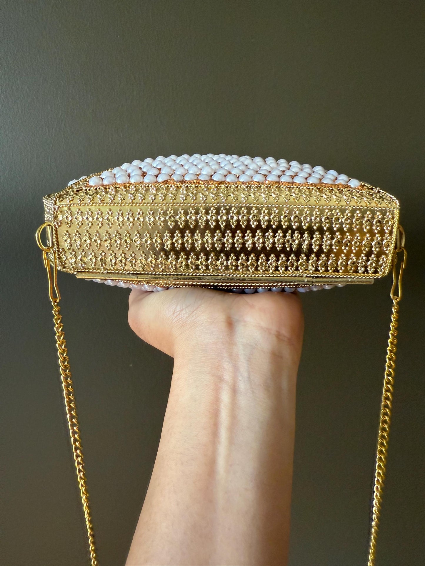 Luxury Pearl and Gold Clutch Purse | Handmade Bridal, Wedding & Evening Handbag | Elegant Party Purse with Chain Strap. Metal Purse. Clutch