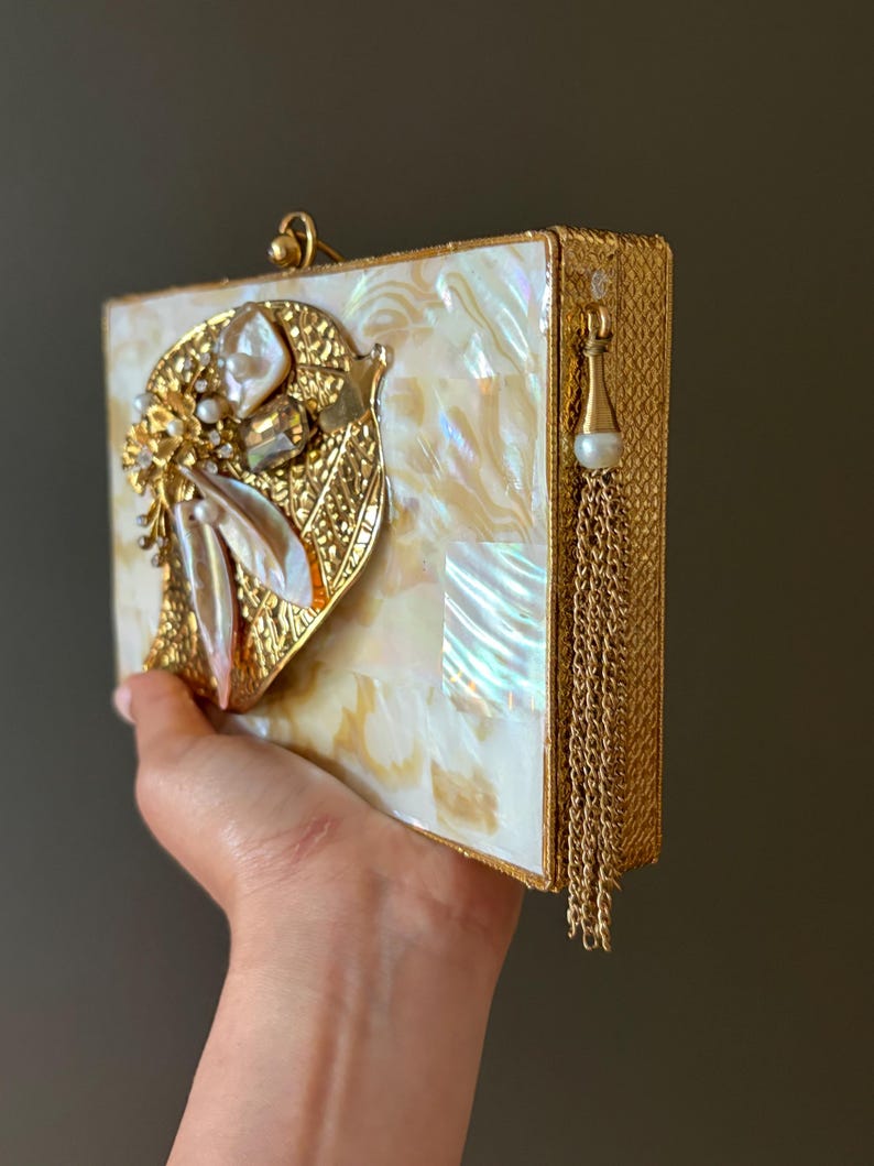 Mother-of-Pearl Floral Evening Clutch