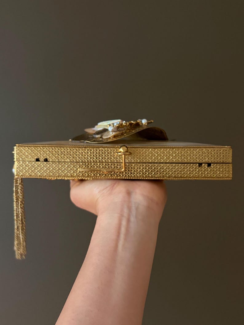 Mother-of-Pearl Floral Evening Clutch