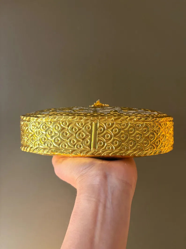 Handcrafted Gold Metal Clutch – Vintage Embossed Statement Evening Bag | Bridal & Wedding Purse