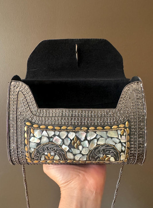 Artisan-Made Mother of Pearl and Metal Clutch - Elegant Bohemian Mosaic Purse with Detachable Chain for Evening and Formal Events